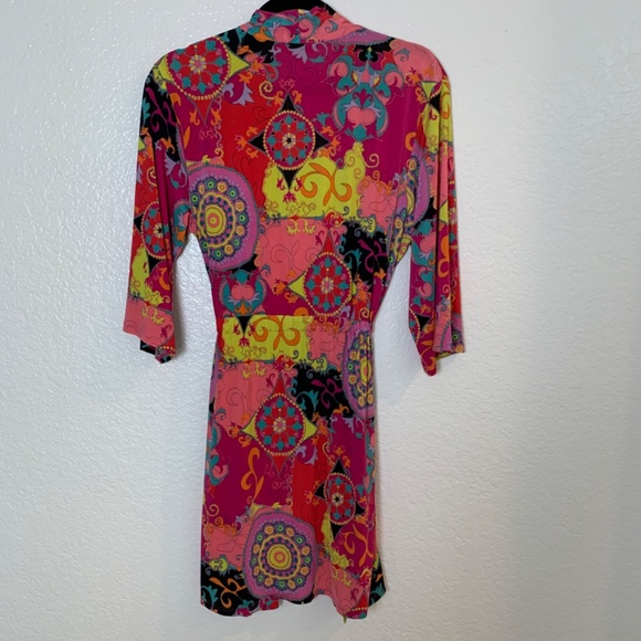 JOSIE Natori Short Robe Size Small Multicolor Print Boho Whimsy Hippie Pink - Picture 9 of 14